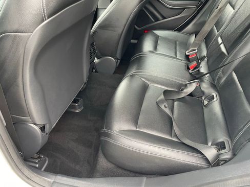 Used 2017 Mercedes-Benz CLA 250 image 23