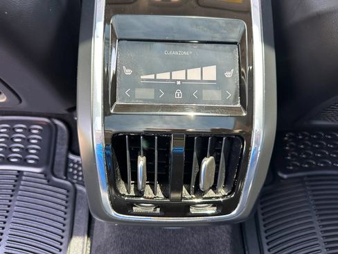 Used 2023 Volvo S90 B6 Plus AWD/4WD image 32