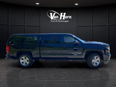 Used 2018 Chevrolet Silverado 1500 LT w/ All Star Edition AWD/4WD image 8