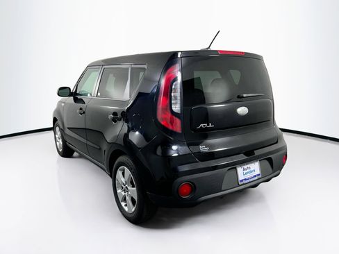 Used 2018 Kia Soul FWD image 7