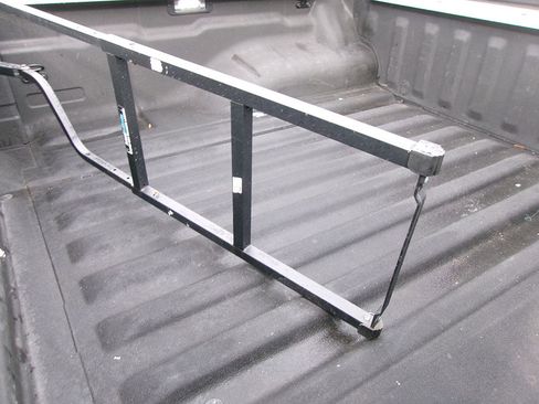 Used 2022 Nissan Frontier SV image 15