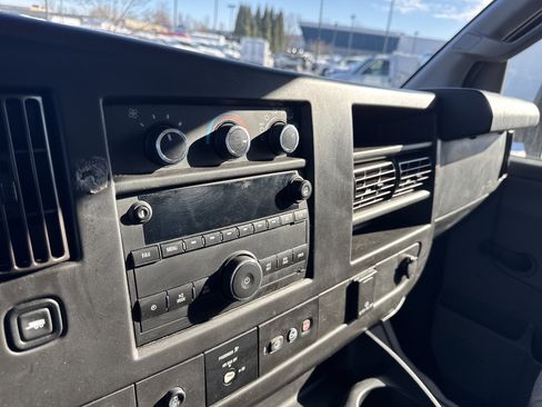 Used 2018 Chevrolet Express 3500 Extended w/ Driver Convenience Package image 19