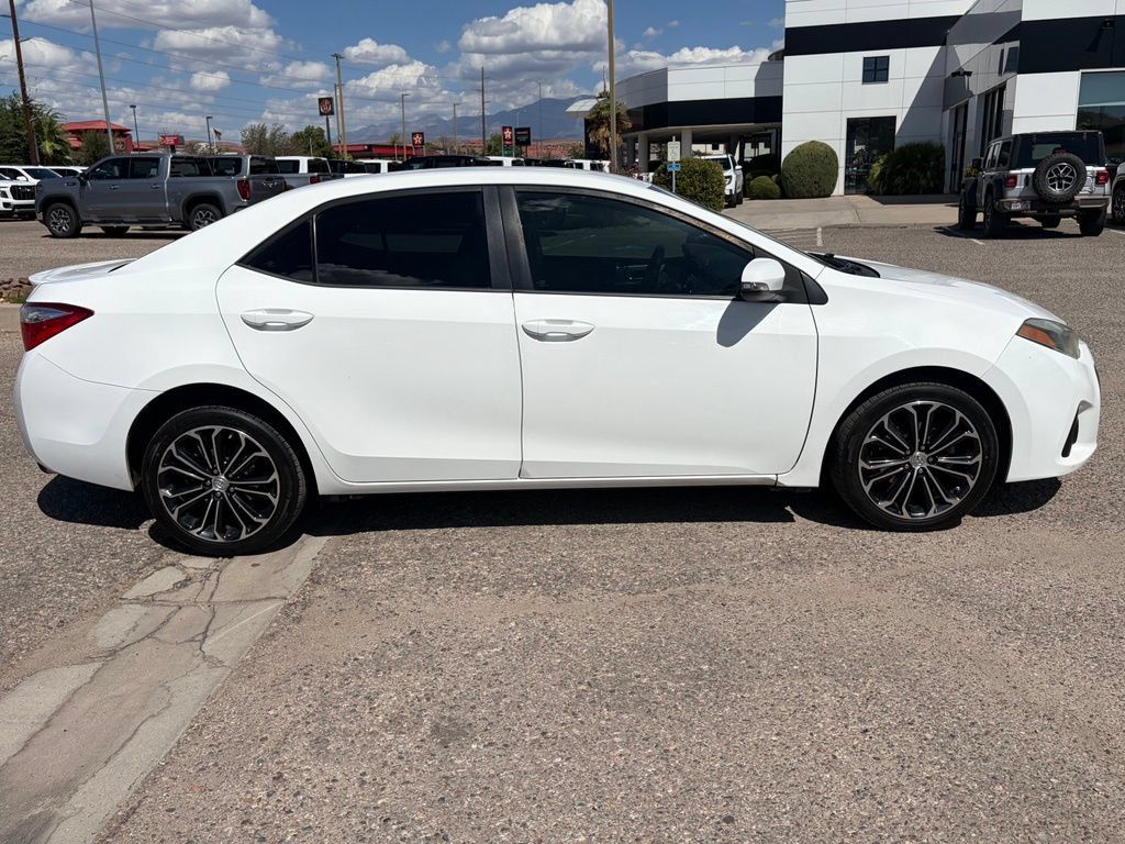 Used 2015 Toyota Corolla S FWD image 4