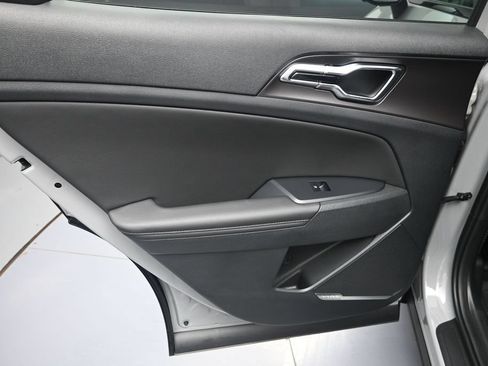 New 2026 Kia Sportage SX FWD image 29