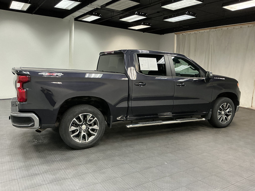 Used 2022 Chevrolet Silverado 1500 LT w/ Protection Package AWD/4WD image 6
