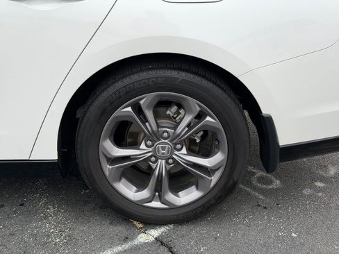 Used 2023 Honda Accord EX-L image 31