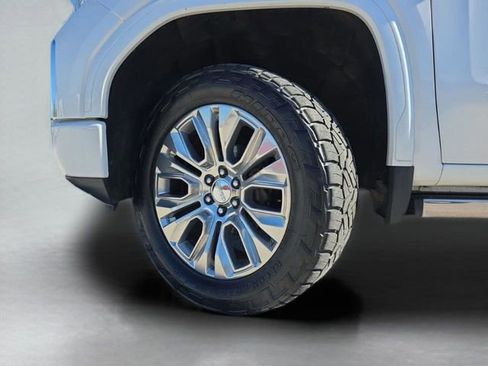Used 2020 GMC Sierra 1500 Denali w/ Denali Ultimate Package image 9
