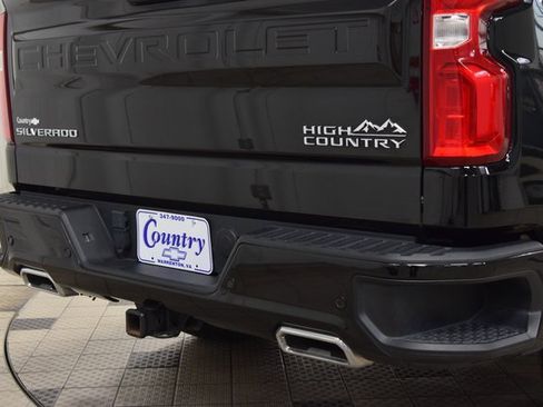 Used 2024 Chevrolet Silverado 1500 High Country w/ Technology Package image 22