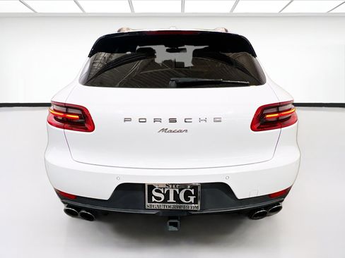 Used 2018 Porsche Macan image 5