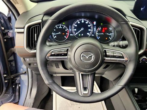 Used 2025 MAZDA CX-50 Meridian Edition w/ Apex Package AWD/4WD image 13