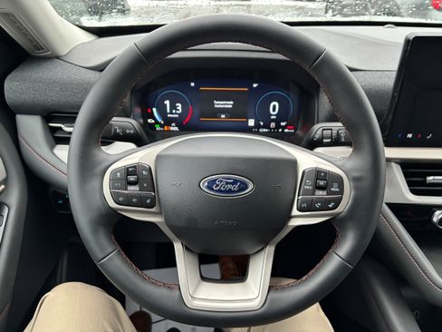 New 2026 Ford Explorer Active image 11