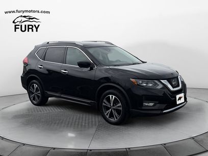 Used 2017 Nissan Rogue SL w/ SL Premium Package