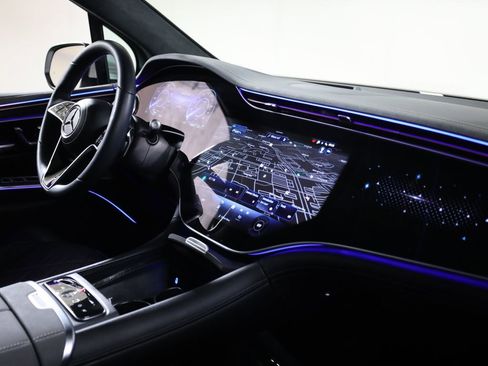 Certified 2023 Mercedes-Benz EQS 580 4MATIC SUV image 58