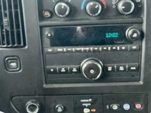 Used 2019 Chevrolet Express 3500 LS image 38