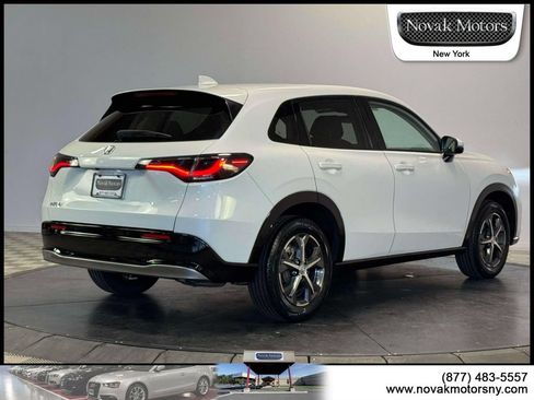 Used 2024 Honda HR-V EX-L image 8