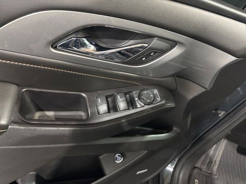 Used 2019 Chevrolet Traverse RS w/ LPO, 'HIT The Road' Package image 15