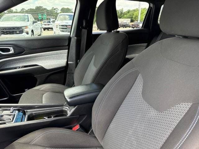 Certified 2024 Jeep Compass Sport AWD/4WD image 10