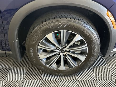 Used 2023 INFINITI QX60 Pure image 11