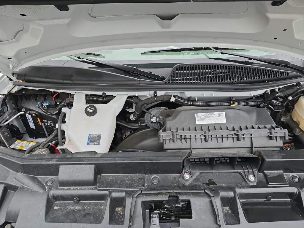 Used 2025 GMC Savana 2500 w/ Driver Convenience Package RWD image 25