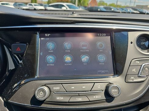 Used 2019 Buick Envision Premium w/ Driver Confidence Package AWD/4WD image 21
