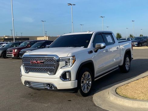 Used 2021 GMC Sierra 1500 Denali w/ Denali Premium Package AWD/4WD image 3