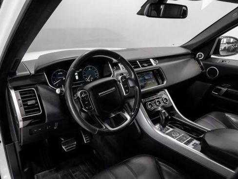 Used 2016 Land Rover Range Rover Sport Supercharged AWD/4WD image 4