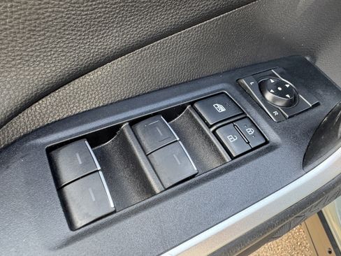 Used 2022 Toyota RAV4 Adventure w/ Convenience Package image 10