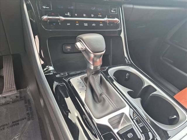 Used 2024 Kia Carnival SX Prestige FWD image 12