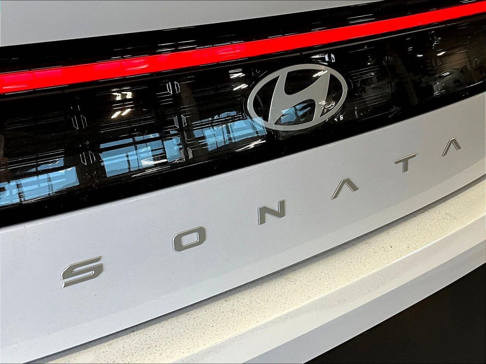 New 2026 Hyundai Sonata Blue FWD image 13