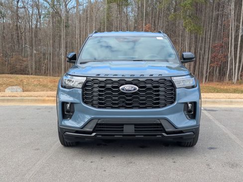 New 2026 Ford Explorer ST-Line image 7