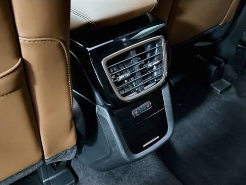 Used 2022 Lincoln Nautilus Reserve w/ Equipment Group 202A AWD/4WD image 26