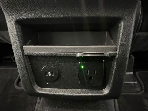 Used 2024 Ford Edge Titanium image 21