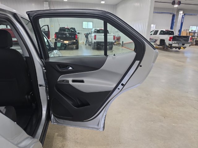 Used 2020 Chevrolet Equinox LS FWD image 27