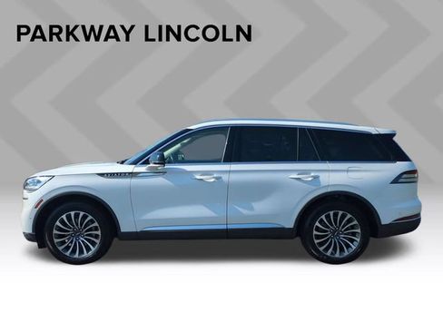 Used 2020 Lincoln Aviator Reserve w/ Equipment Group 201A AWD/4WD image 2