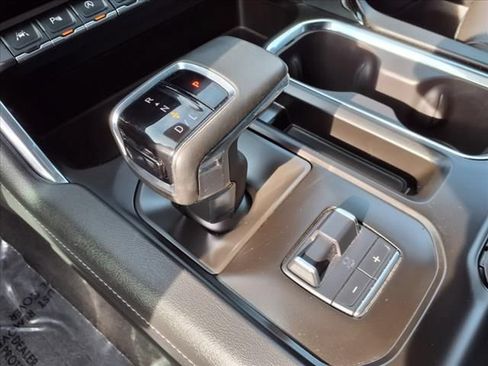 Used 2024 GMC Sierra 1500 Denali w/ Technology Package AWD/4WD image 21