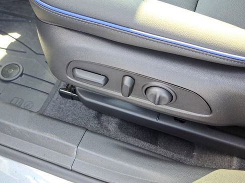New 2026 Buick Envista Sport Touring w/ Convenience I Package FWD image 22