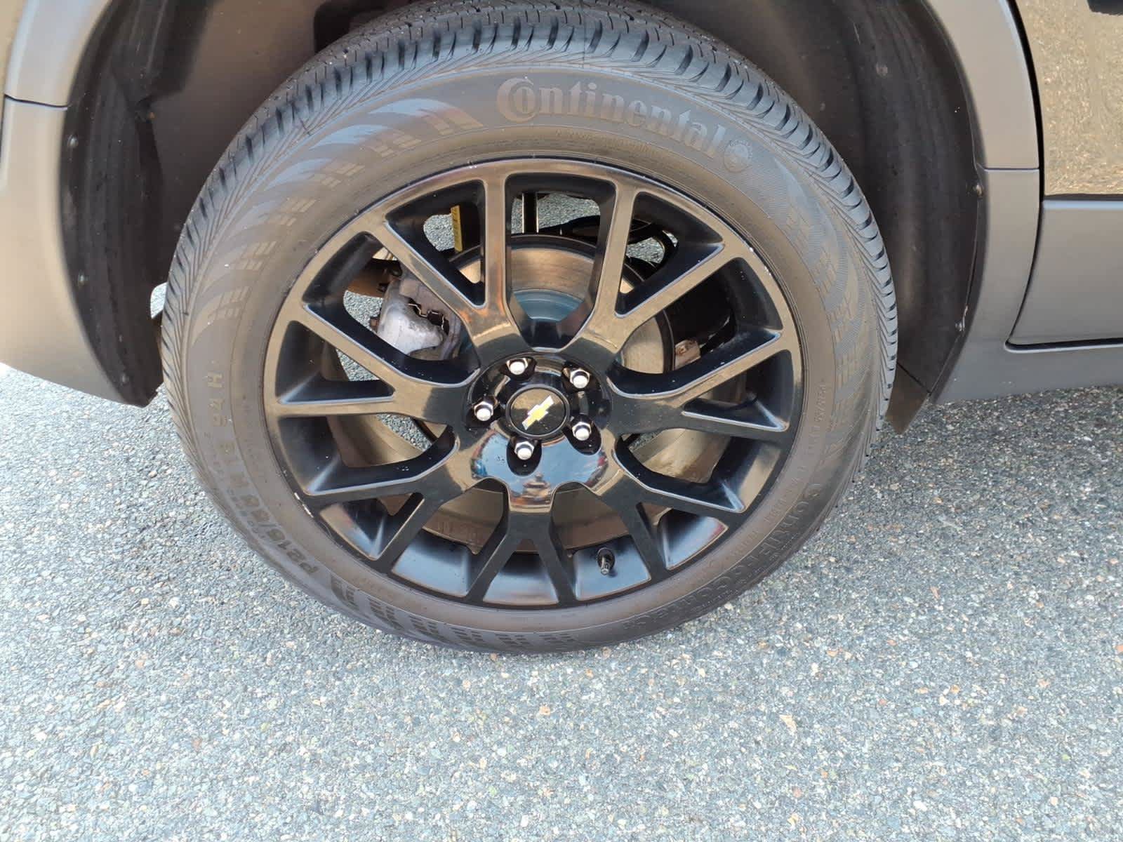 Used 2022 Chevrolet Trax LT w/ Midnight Edition AWD/4WD image 9