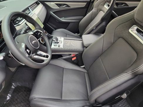 Used 2025 Jaguar F-PACE R-Dynamic S AWD/4WD image 10