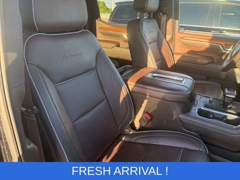 Used 2022 GMC Sierra 1500 Denali w/ Denali Reserve Package image 7