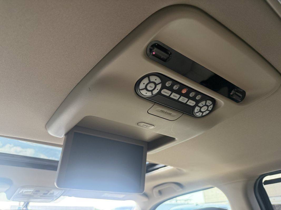 Used 2015 Honda Pilot Touring image 19