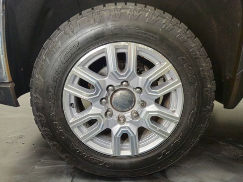 Used 2020 GMC Sierra 2500 SLT w/ SLT Premium Plus Package AWD/4WD image 22