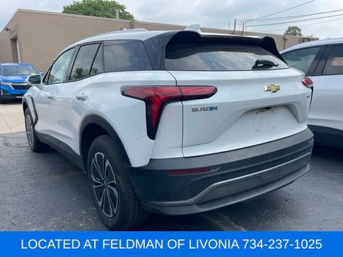 Used 2024 Chevrolet Blazer EV LT AWD/4WD image 2
