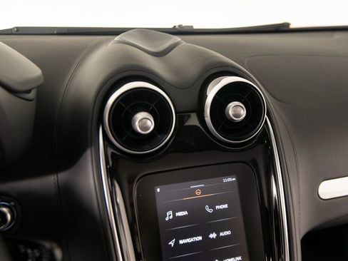 Used 2025 McLaren GTS image 19