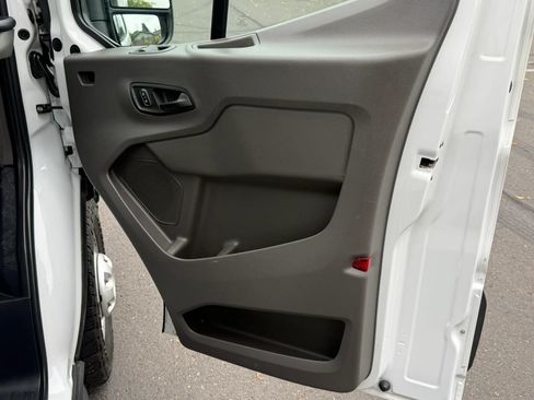 Used 2023 Ford Transit 150 Medium Roof AWD image 20