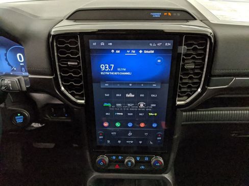 New 2025 Ford Ranger Lariat w/ FX4 Off-Road Package image 14