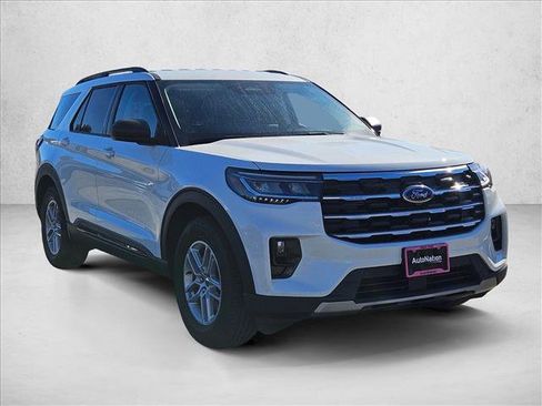 New 2026 Ford Explorer Active w/ Active Comfort Package image 7