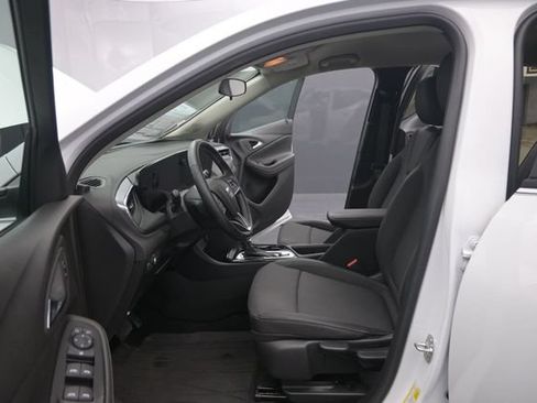 Used 2024 Buick Encore GX Preferred AWD/4WD image 10