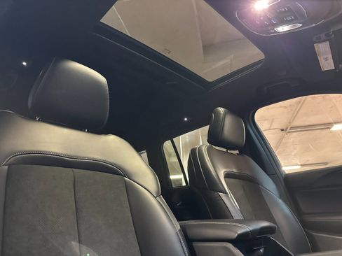 New 2025 Jeep Grand Cherokee image 16