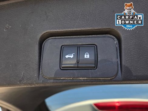 Used 2024 Nissan Rogue SV FWD image 20