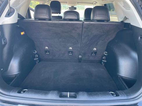 Used 2018 Jeep Compass Limited AWD/4WD image 18